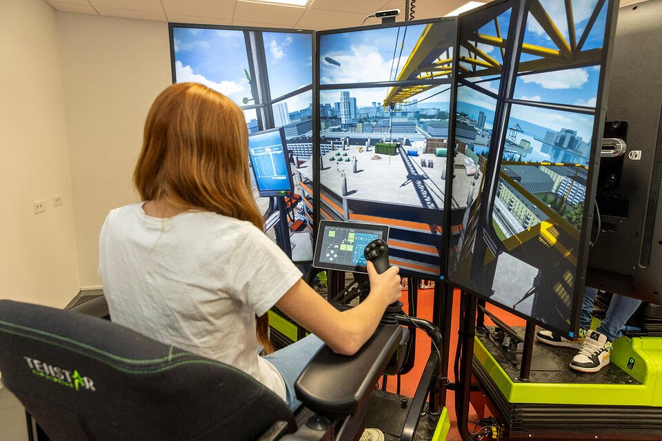 STC vmbo onze school en de wereld van de haven, de scheepvaart, het transport en de techniek